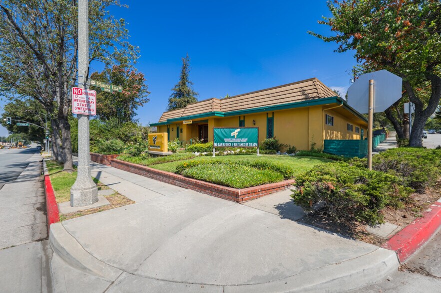More Photos Of 635 W Foothill Blvd, Monrovia Loft Creative Space For Lease