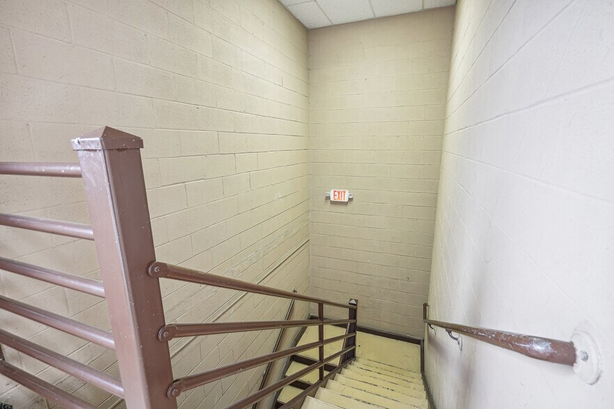 More Photos Of 200 South St, New Providence Medical For Sale