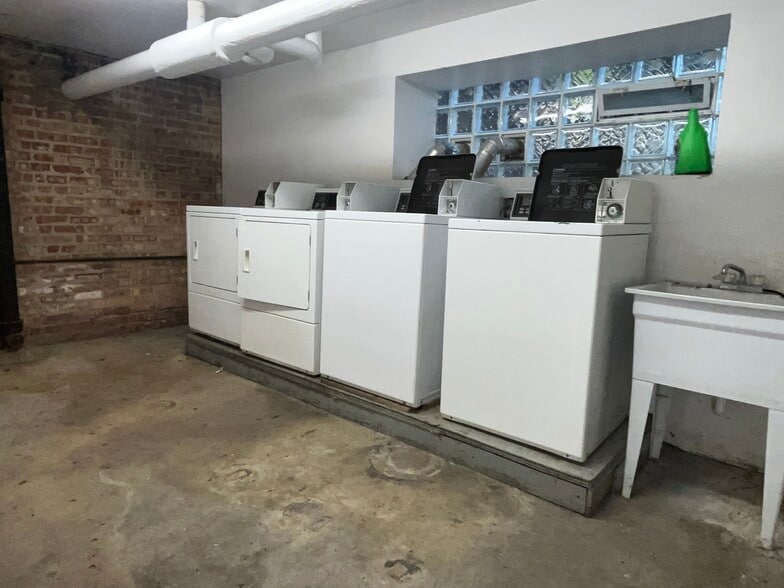 More Photos Of 1502 E 74th St, Chicago Apartments For Sale