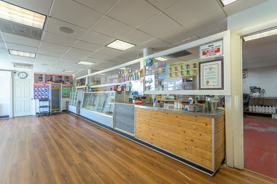 More Photos Of 853 E Manchester Ave, Los Angeles Restaurant For Sale