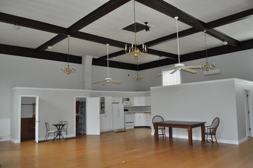 More Photos Of 414 Wharf St, Loudon Office For Sale
