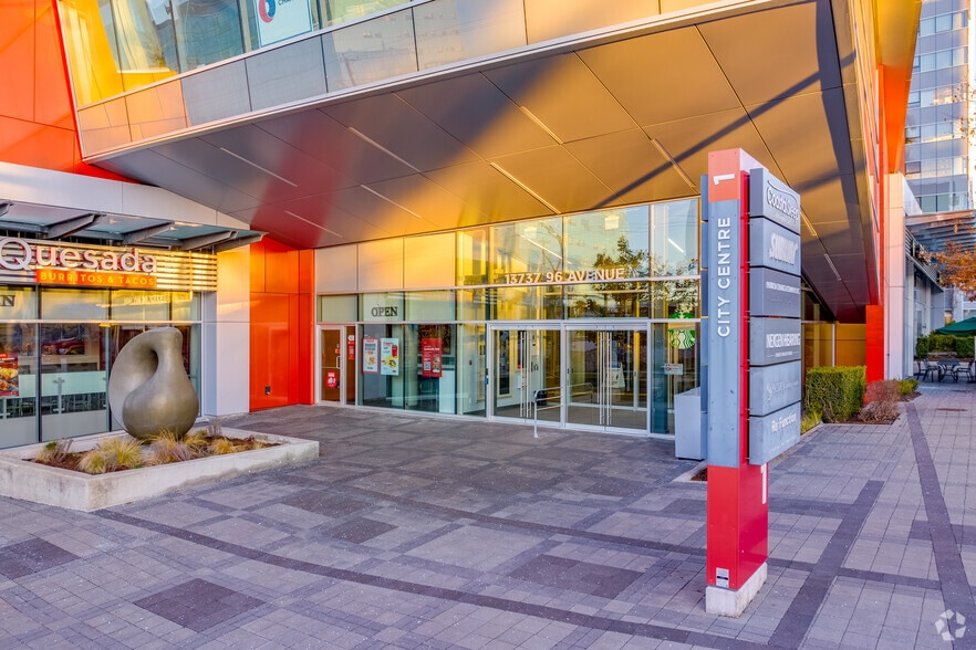 More Photos Of 9639 137A St, Surrey Medical For Lease