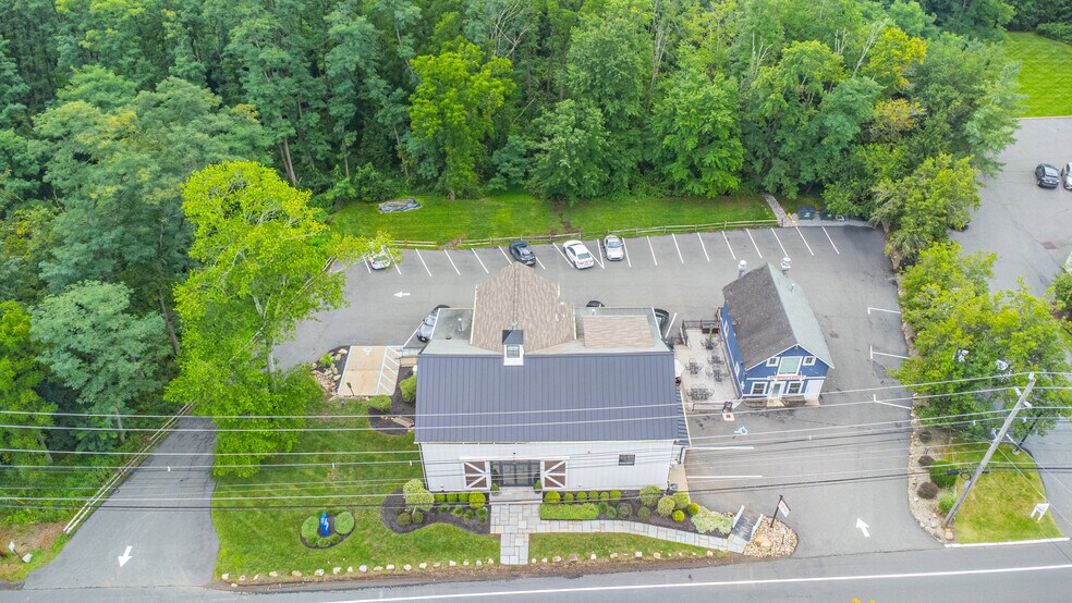 More Photos Of 906 Mount Kemble Ave, Morristown Freestanding For Sale