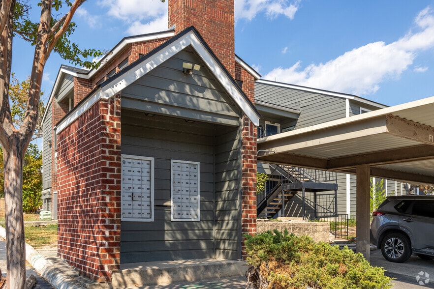 More Photos Of 13050 Park Xing, San Antonio Apartments For Sale