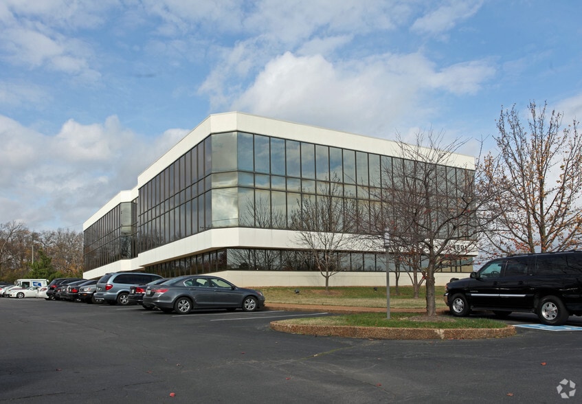 More Photos Of 4301 Hillsboro Rd, Nashville Office For Lease