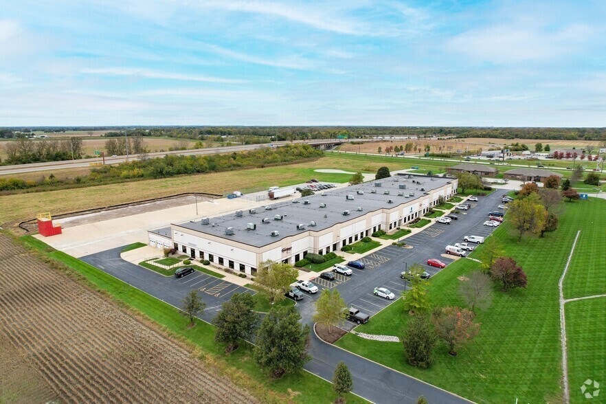 More Photos Of 100 Lanter Ct, Collinsville Warehouse For Lease