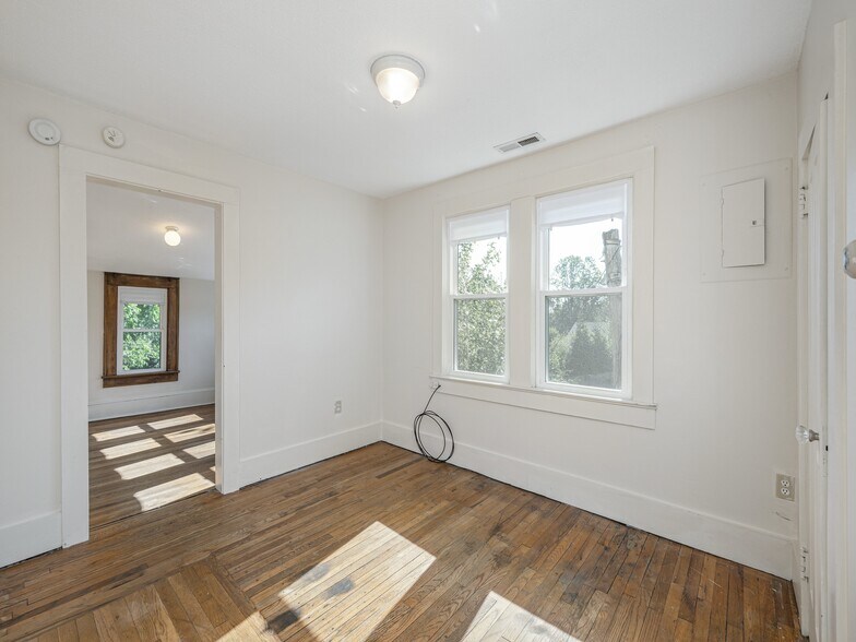 More Photos Of 891 Haywood Rd, Asheville Apartments For Sale
