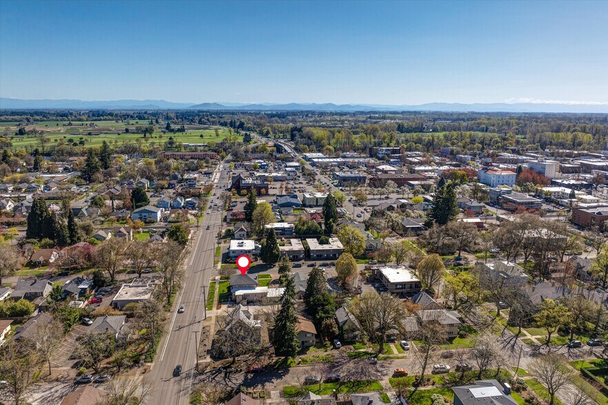 More Photos Of 340 NW 7th St, Corvallis Office For Sale