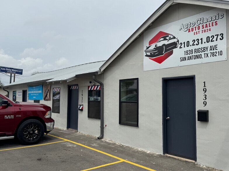 Primary Photo Of 1935-1939 Rigsby Ave, San Antonio General Retail For Sale