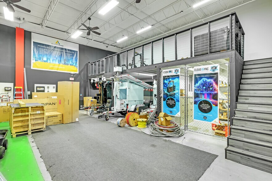 More Photos Of 3650 Coral Ridge Dr, Coral Springs Light Manufacturing For Sale