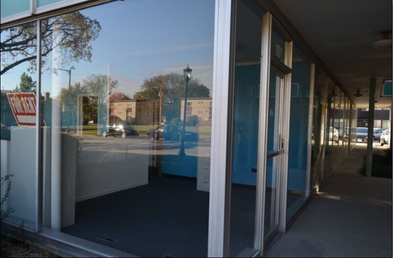 More Photos Of 2630 Flossmoor Rd, Flossmoor Office For Lease