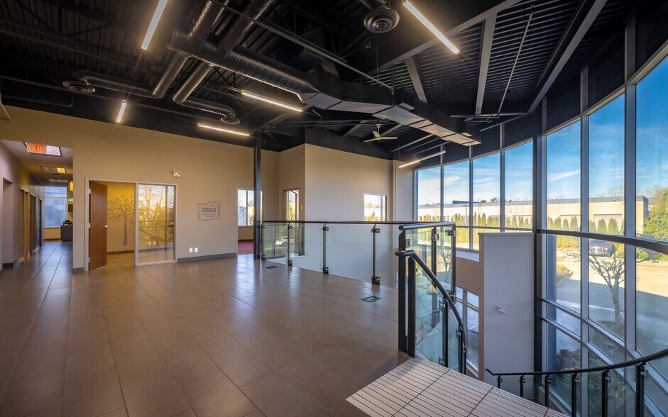 More Photos Of 5465 Production Blvd, Surrey Service For Lease