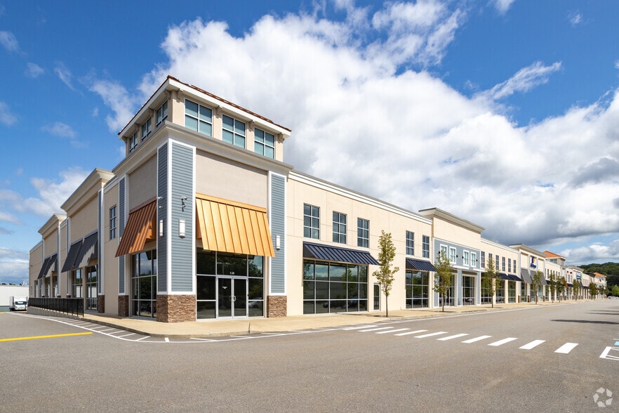 More Photos Of 655 S Willow St, Manchester Storefront For Lease