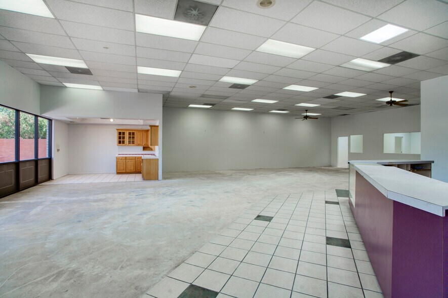 More Photos Of 323-331 W McDowell Rd, Phoenix Office For Lease