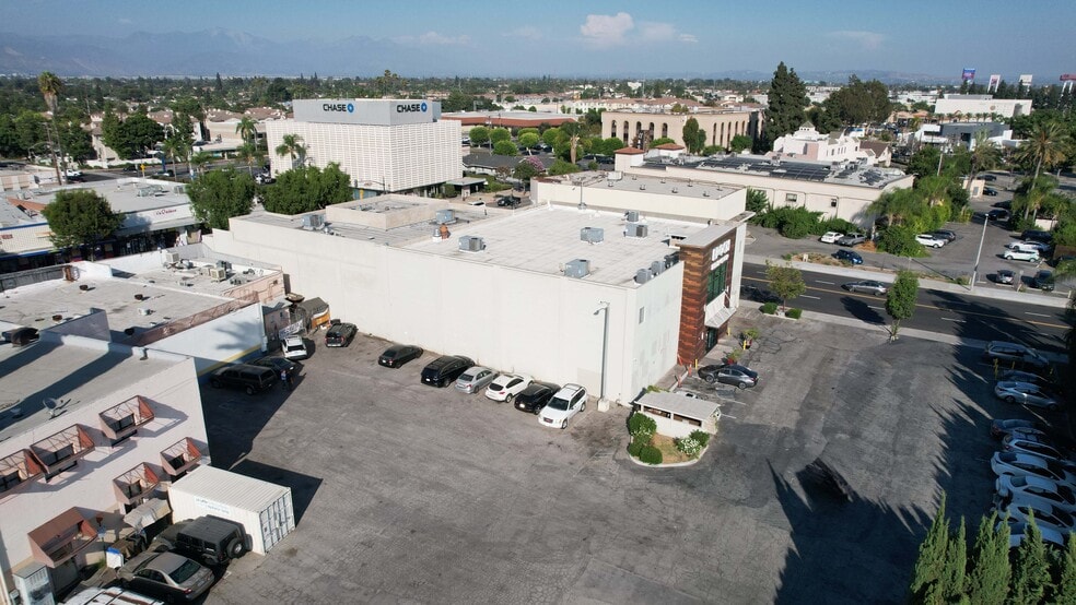 More Photos Of 10962 Main St, El Monte Office For Sale