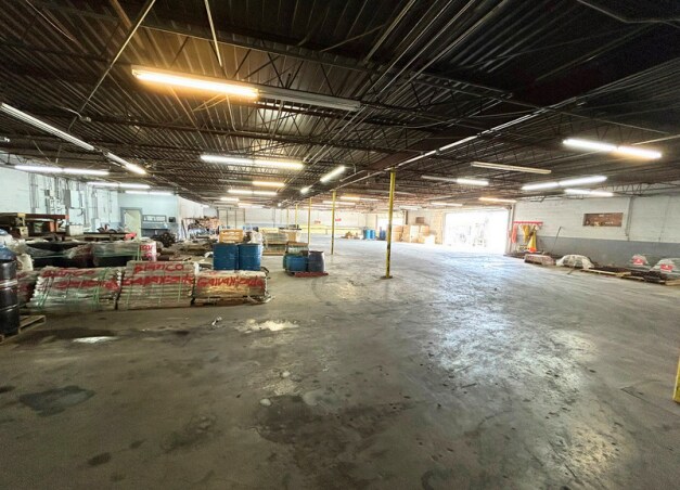 More Photos Of 2920 Industrial Ln, Garland Industrial For Lease