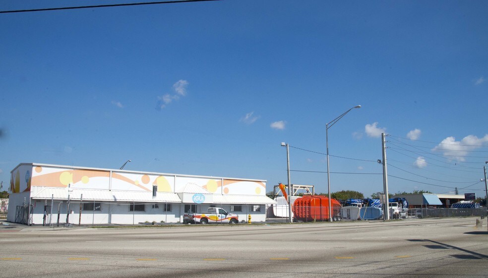 Primary Photo Of 21500 S Dixie Hwy, Miami Storefront Retail Office For Sale