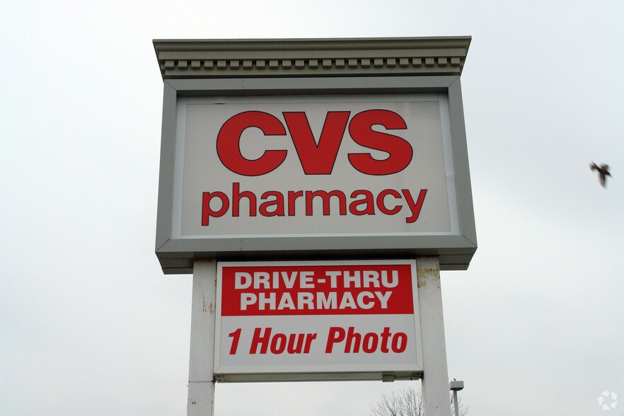 More Photos Of 702 Chester Pike, Sharon Hill Drugstore For Lease