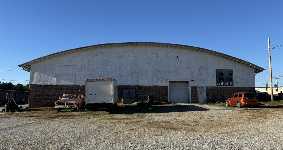 More Photos Of 130 Piper Ln, Salisbury Warehouse For Sale