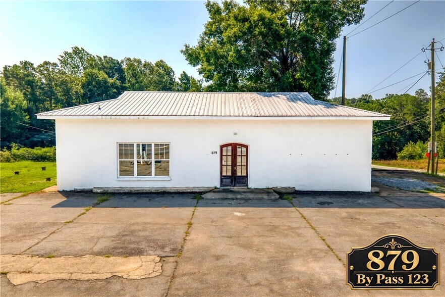 More Photos Of 879 By Pass 123 Hwy, Seneca Unknown For Lease