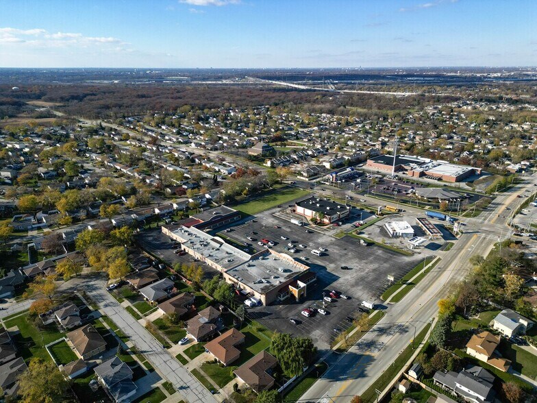 More Photos Of 8801-8851 W 87th St, Hickory Hills Unknown For Lease