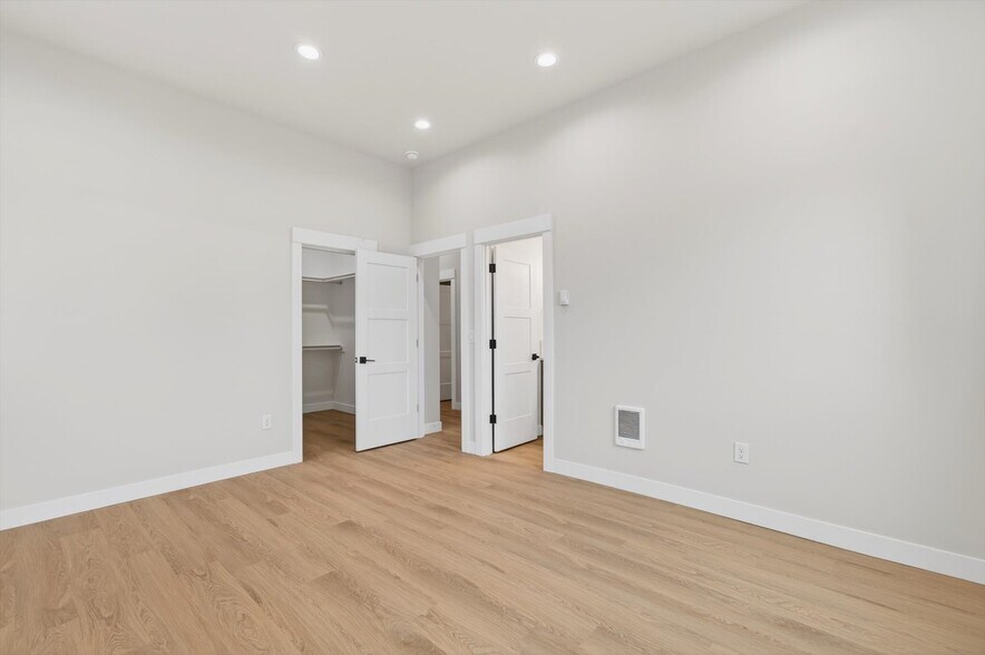More Photos Of 11 Sun Crest Ln, Cathlamet Multifamily For Sale