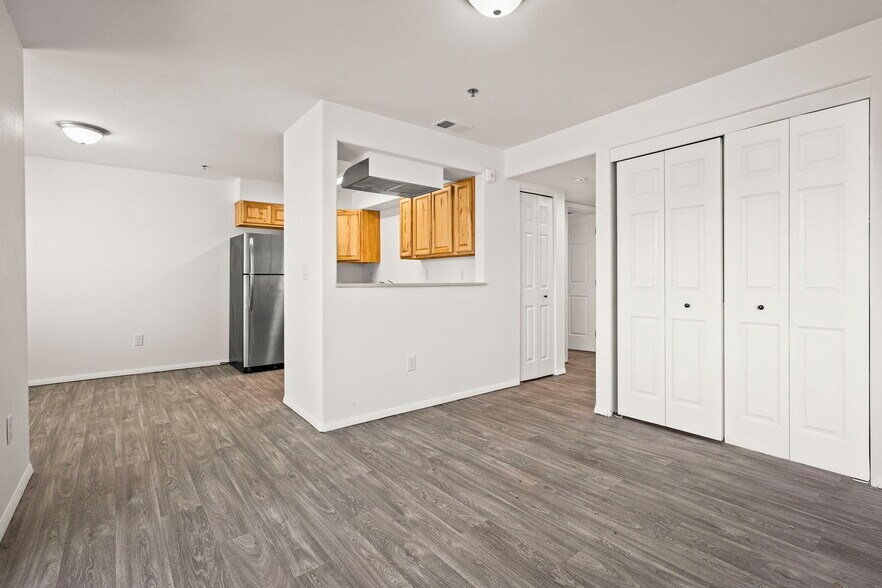 More Photos Of 15 Gentry Way, Reno Apartments For Sale