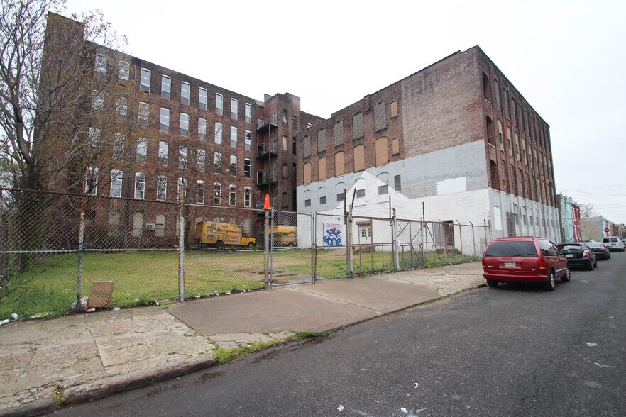 More Photos Of 2842-2852 Rosehill St, Philadelphia Light Distribution For Lease