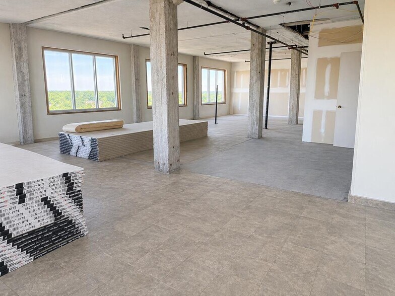 More Photos Of 327 Main St, Greenwood Office For Sale