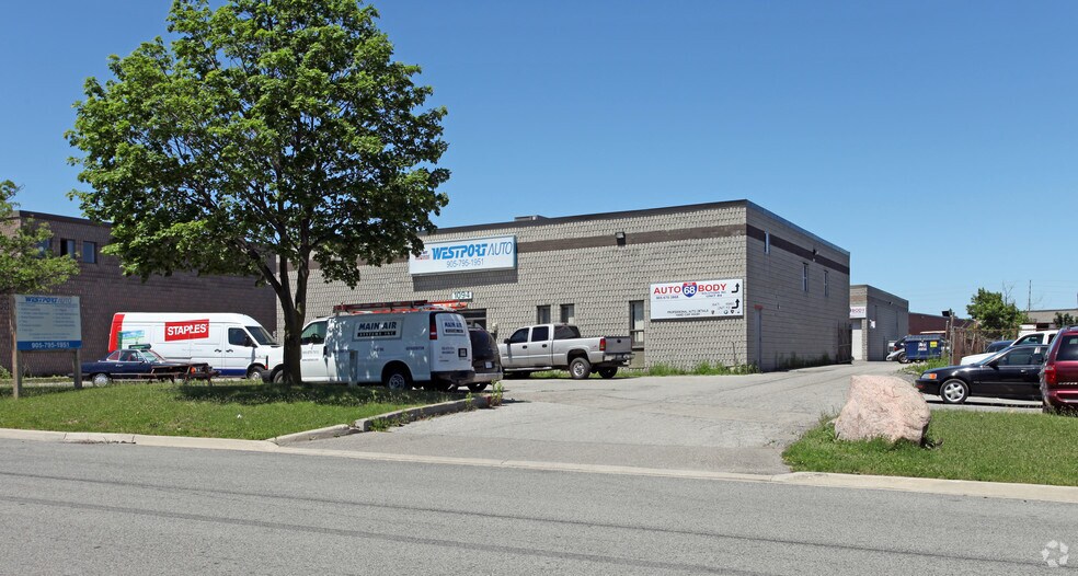 More Photos Of 1094 Westport Cres, Mississauga Service For Sale