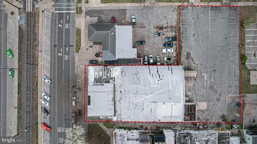 More Photos Of 13 N East Blvd, Vineland Flex For Sale