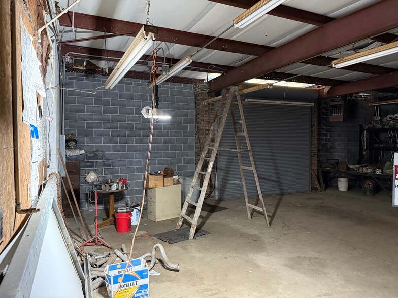 More Photos Of 321 Williamsburg County hwy, Kingstree Warehouse For Sale