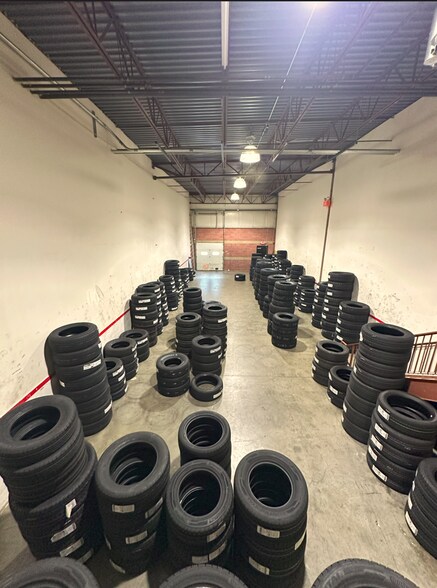 More Photos Of 20 Priscilla Ln, Auburn Service For Lease