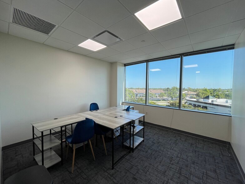 More Photos Of 13099 S Cleveland Ave, Fort Myers Office For Lease