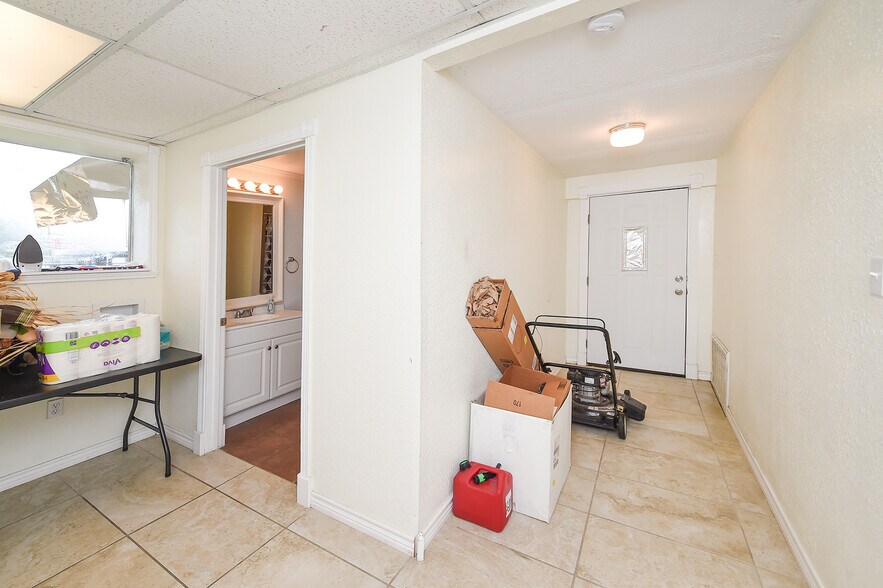 More Photos Of 2736 Dallas Ave, Ingleside Unknown For Lease