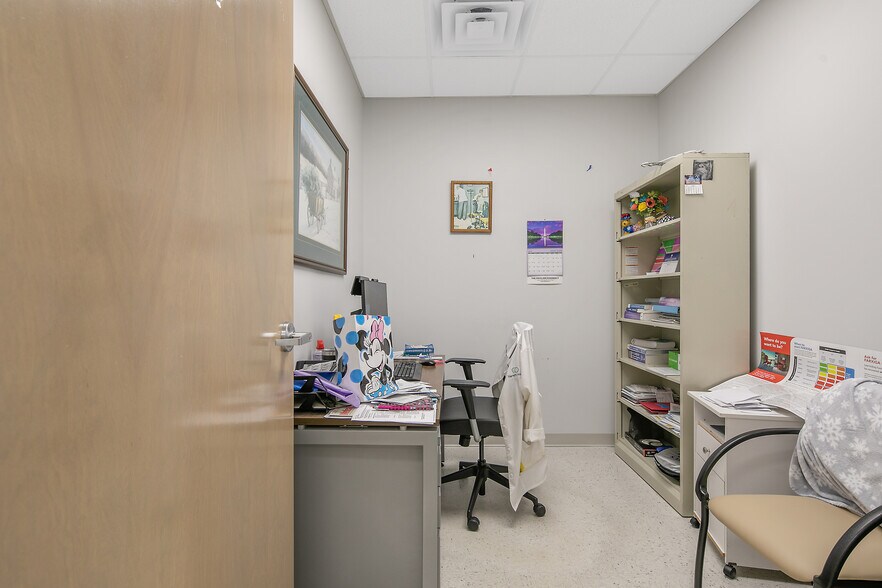 More Photos Of 7 E Duncan St, Lillington Medical For Sale