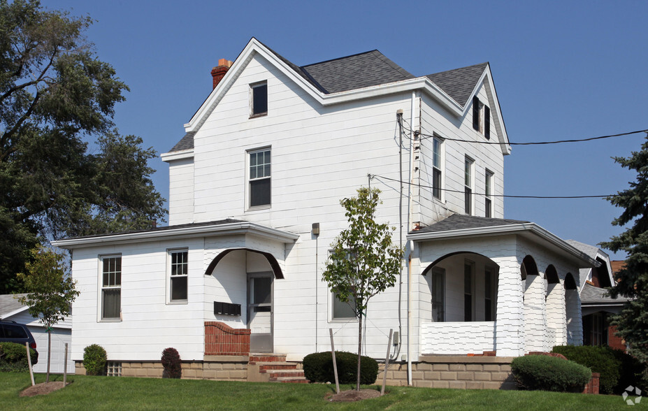 Primary Photo Of 1590 W Galbraith Rd, Cincinnati Office For Sale