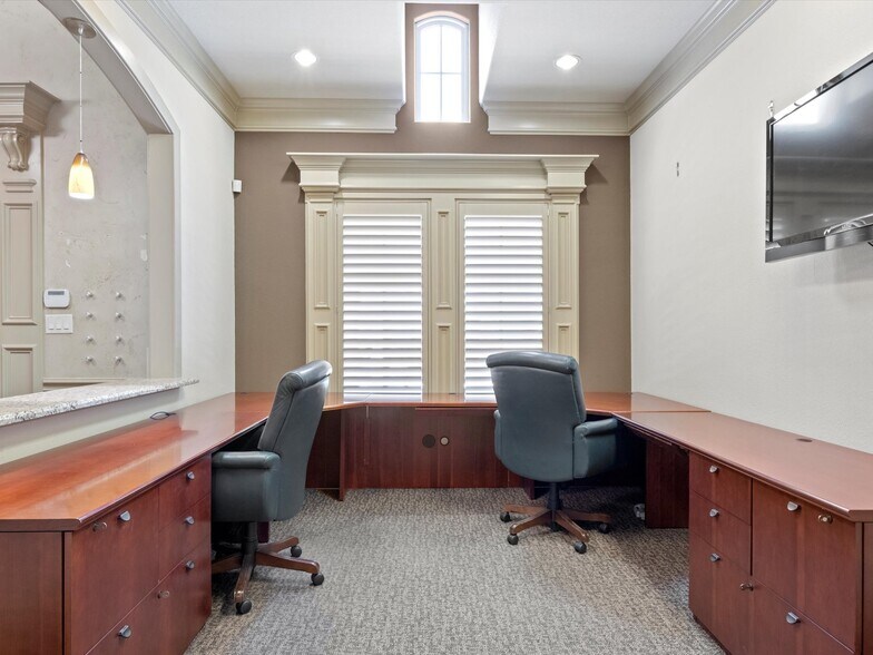 More Photos Of 4603 Colleyville Blvd, Colleyville Office For Sale