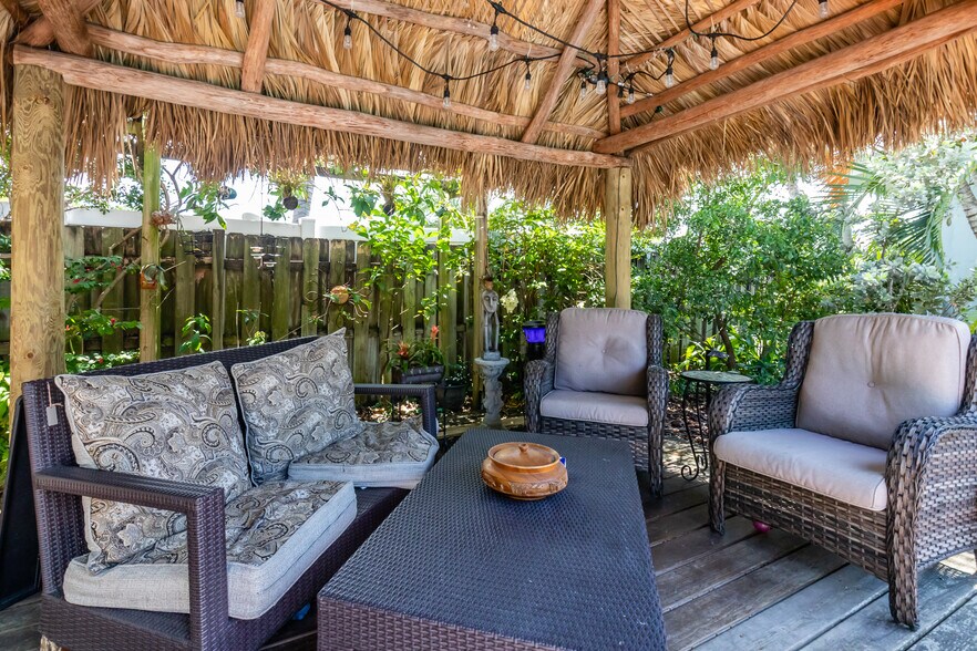 More Photos Of 1606 NE 15th Ave, Fort Lauderdale Specialty For Sale