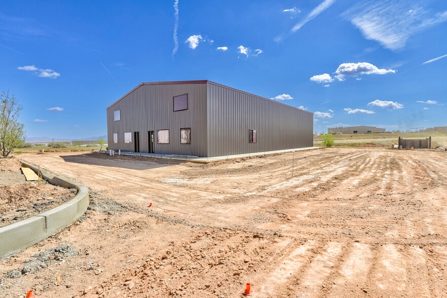 More Photos Of 2227 Cirrus dr, Prescott Industrial For Lease