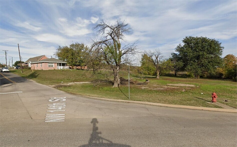 Primary Photo Of 1325 Church St, Grand Prairie Land For Sale