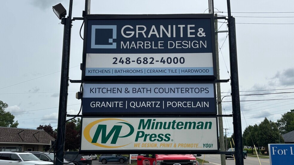 More Photos Of 2474-2486 Orchard Lake Rd, Keego Harbor Unknown For Lease