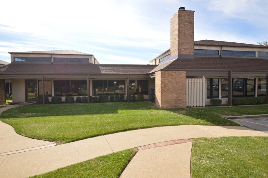 More Photos Of 205 Billings St, Arlington Unknown For Lease