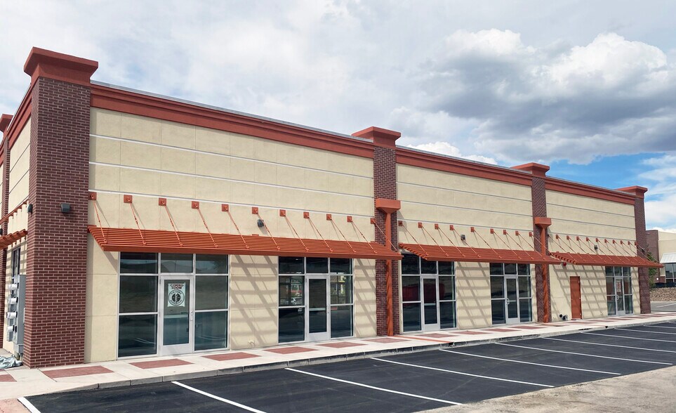 More Photos Of Unser Blvd, Albuquerque Unknown For Lease