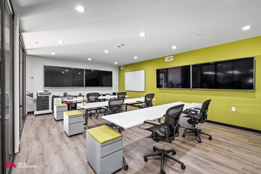 More Photos Of 2800 Colonnades Ct, Peachtree Corners Light Distribution For Sale