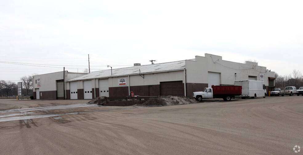 Primary Photo Of 2500 Bluff Rd, Indianapolis Industrial For Sale