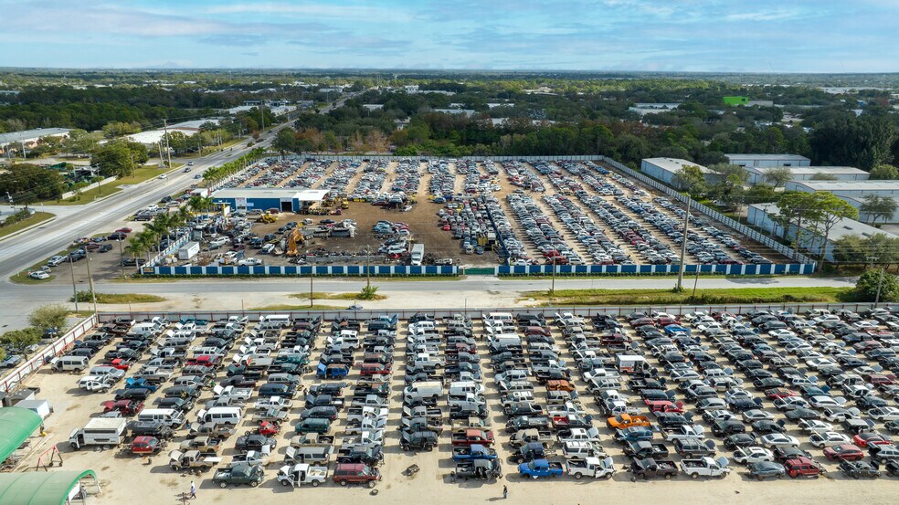 More Photos Of 2000 63rd Ave E, Bradenton Land For Lease