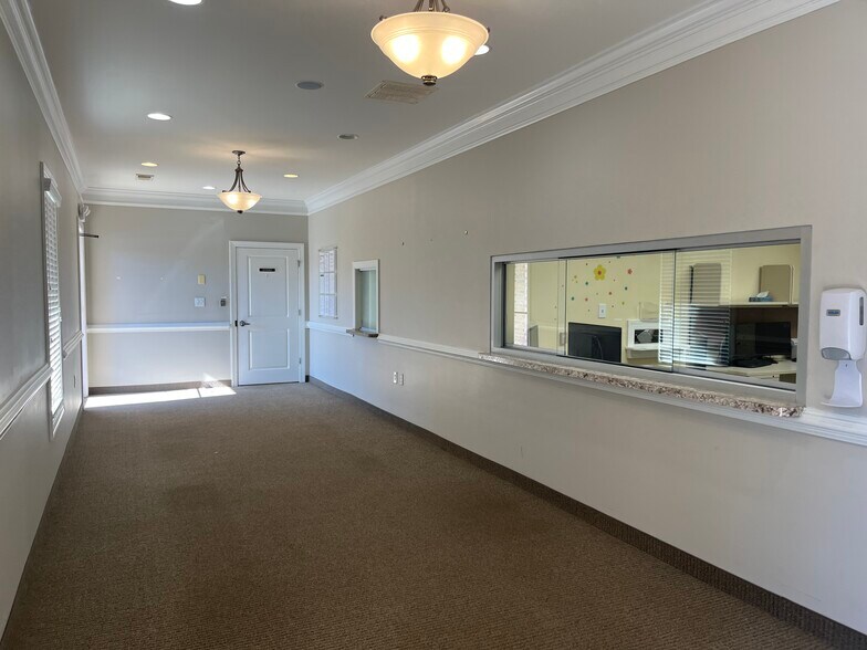 More Photos Of 1490 Milstead Rd, Conyers Medical For Sale