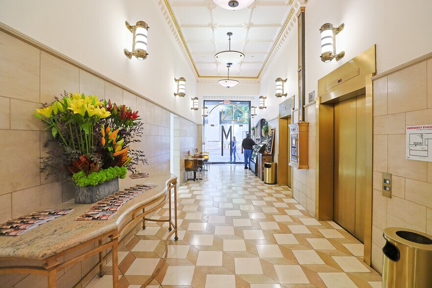 More Photos Of 127 E 9th St, Los Angeles Loft Creative Space For Lease