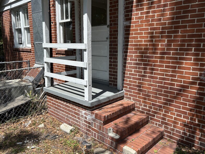 More Photos Of 5010 Blackburn St, Jacksonville Specialty For Sale